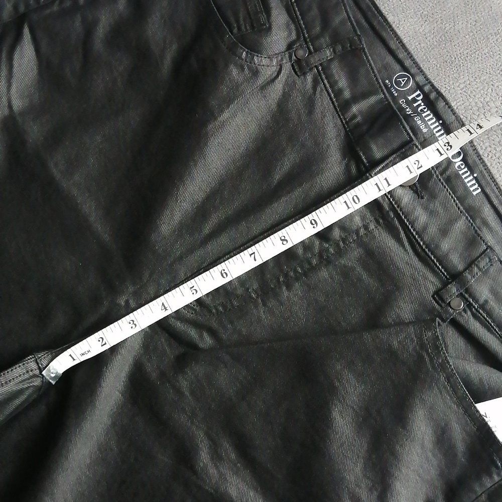 NWT Curvy-Fit Black Coated High-rise Flared Leg Jeans Plus Size - Picture 9 of 14